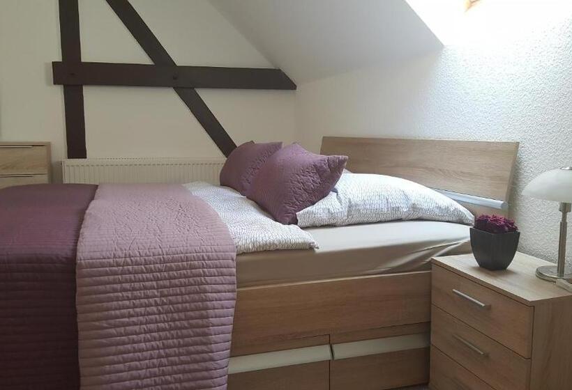 经济房, Pension Forsthaus Garz