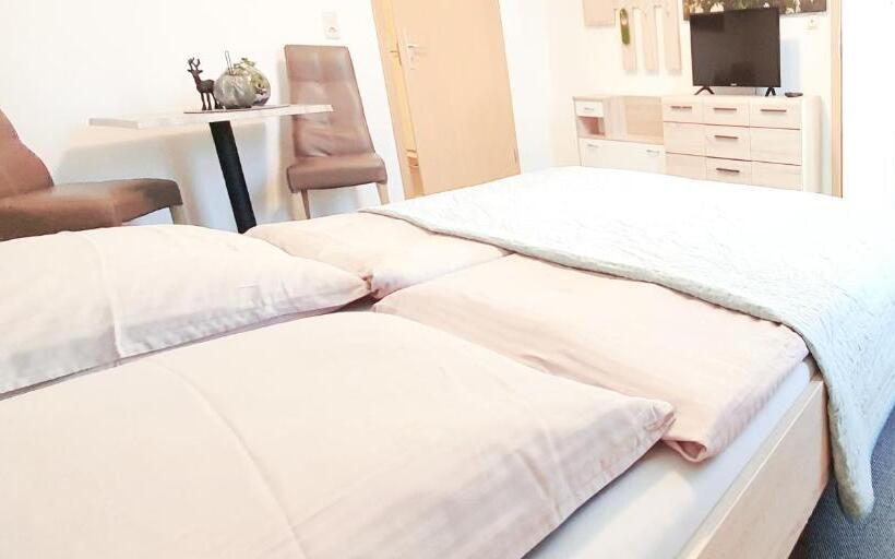 标准间, Pension Forsthaus Garz