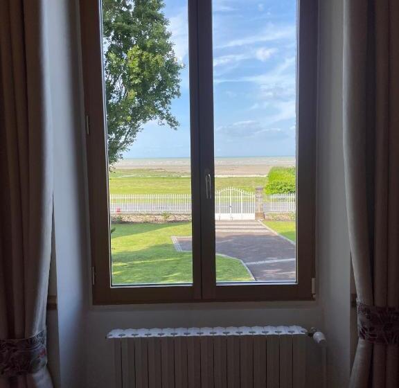 חדר סטנדרט נוף לים, La Salmonière