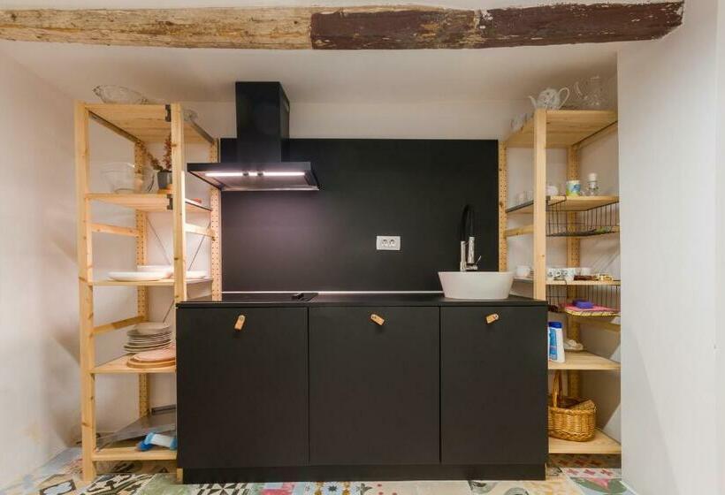 خانه 3 خوابه, Little Tower With Terrace By Locap Group