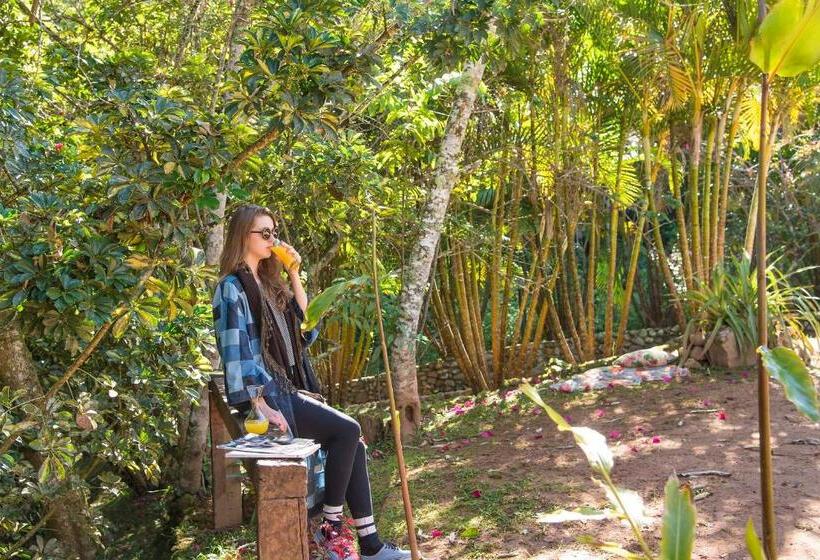 스탠다드 스튜디오, Pousada Terras Altas