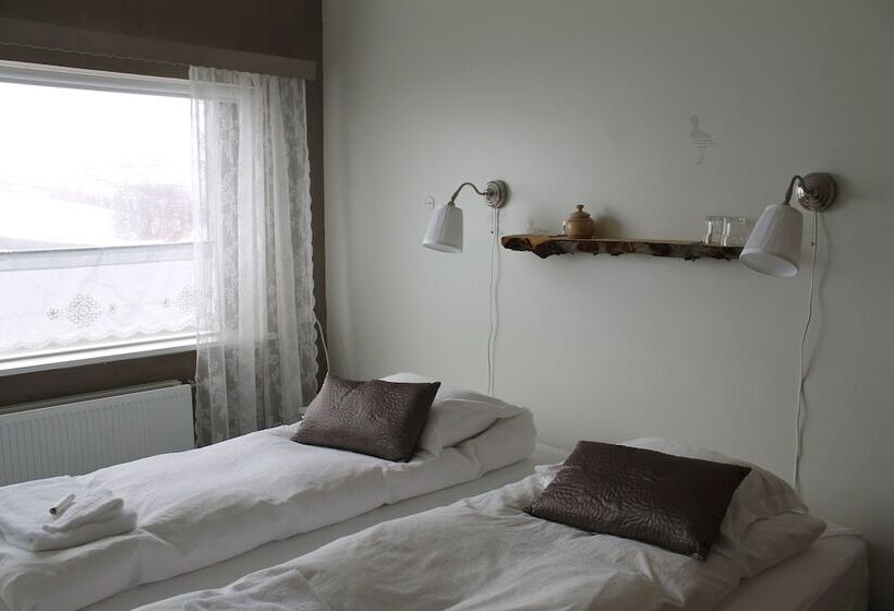 Standard Triple Room Shared Bathroom