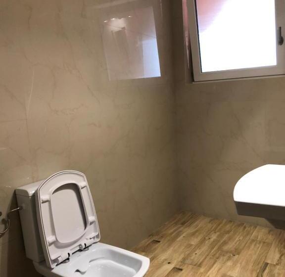 コンフォートトリプルルーム, Pension Aroma