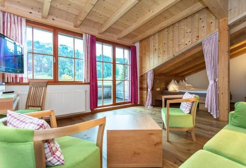 Sviitti Parveke, Brandstatthof Leogang