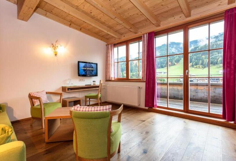 Люкс с Балконом, Brandstatthof Leogang