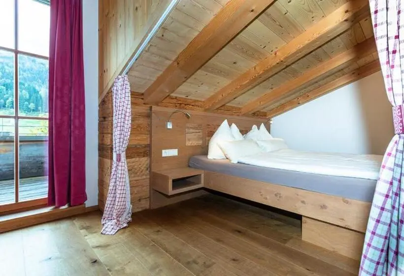 Sviitti Parveke, Brandstatthof Leogang