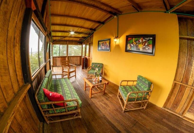 スタンダード４人部屋, Alto De Los Andaquies