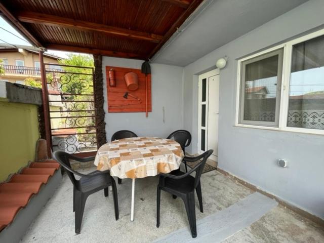 キングサイズベッドのスタンダードルーム, Guest House Paskal