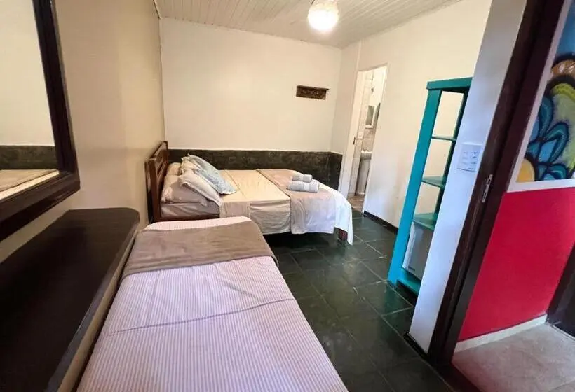 Economy Triple Room, Pousada Paloma