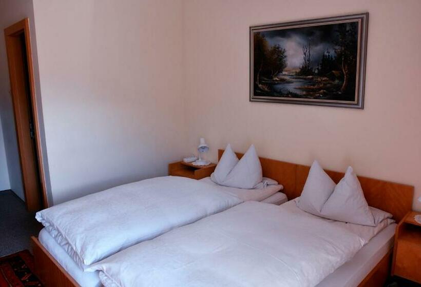 Номер Стандарт, Privatzimmer Lasshofer