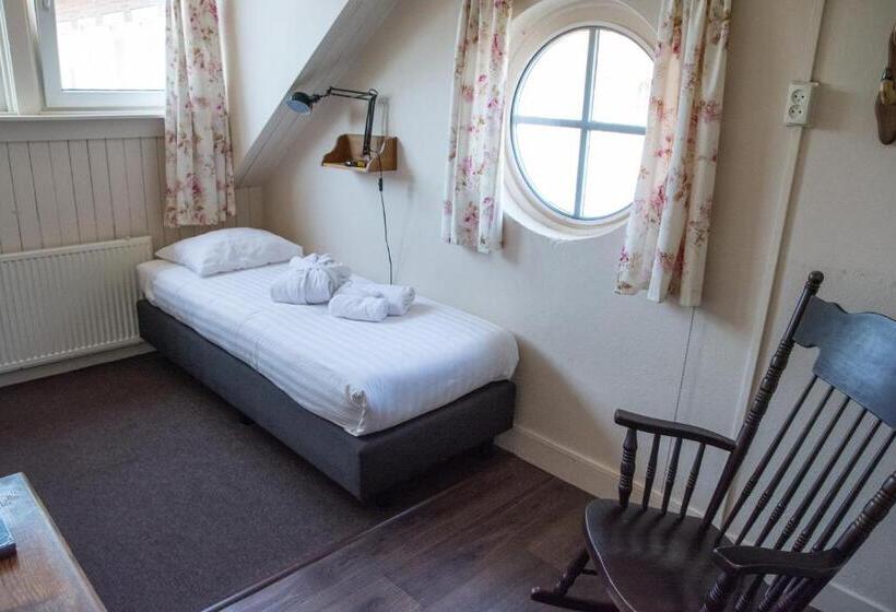 스탠다드 싱글 룸 공동욕실, Stee In Stad