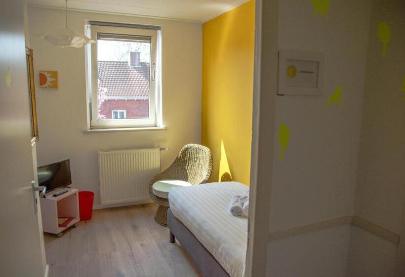 스탠다드 싱글 룸 공동욕실, Stee In Stad