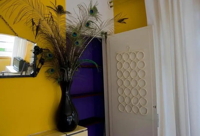 اتاق استاندارد با سرویس بهداشتی مشترک, Stee In Stad