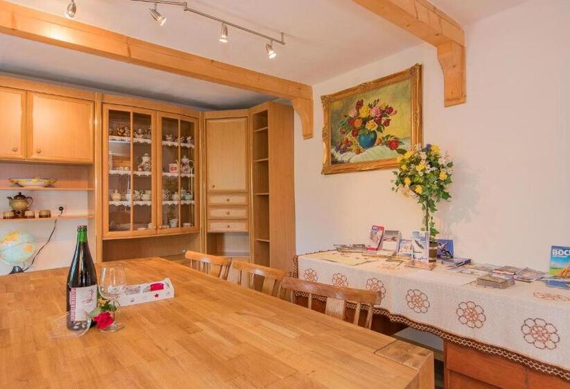 בית, חדר שינה 1, Pension Rieder