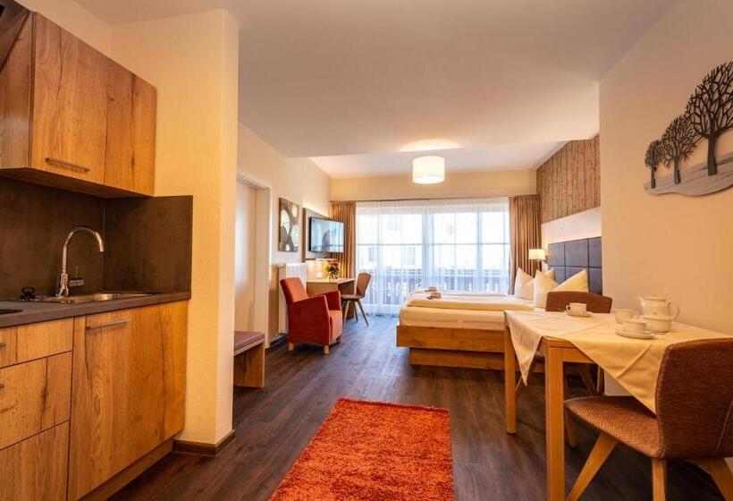 סטודיו סטנדרט עם מרפסת, Boutique Hotel Angerer