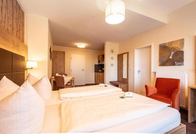 סטודיו סטנדרט עם מרפסת, Boutique Hotel Angerer