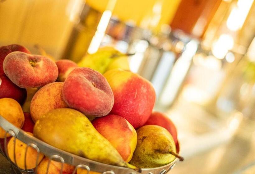 Suite with lake view, Boutique Hotel Angerer