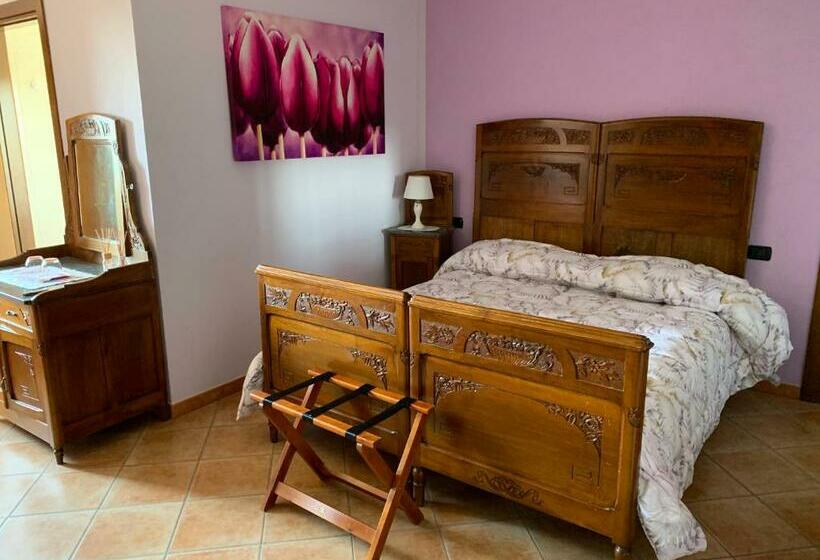 اتاق استاندارد با تخت بزرگ, Agriturismo Tre Tigli