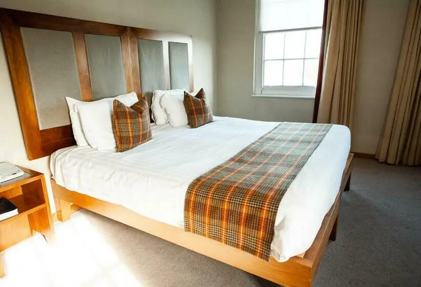 Standard Room, Berwick Manor