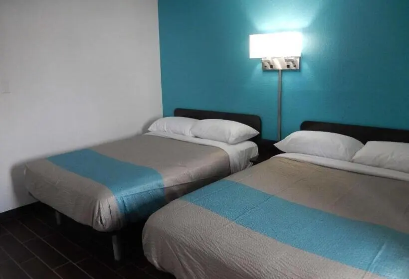 اتاق کلاسیک چهارنفره, Motel 6 Portland, Tx