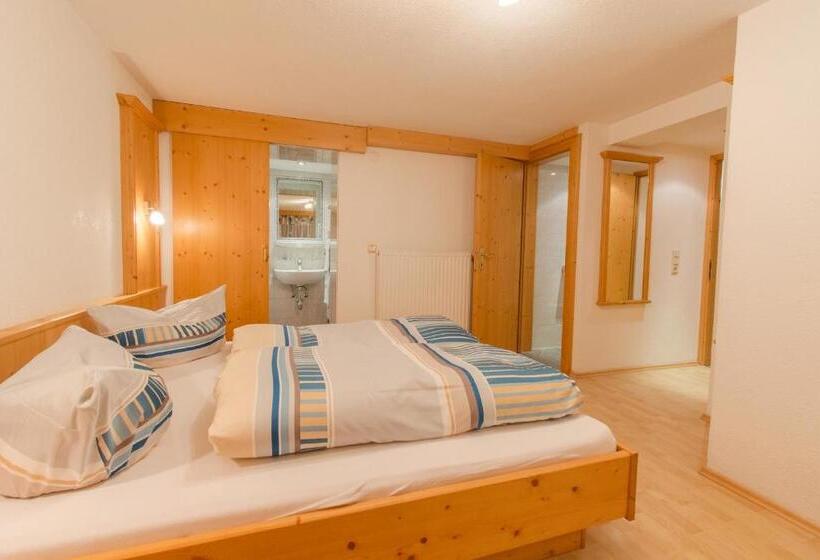 Апартаменты 3 Спальни, Haus Dorfschmied