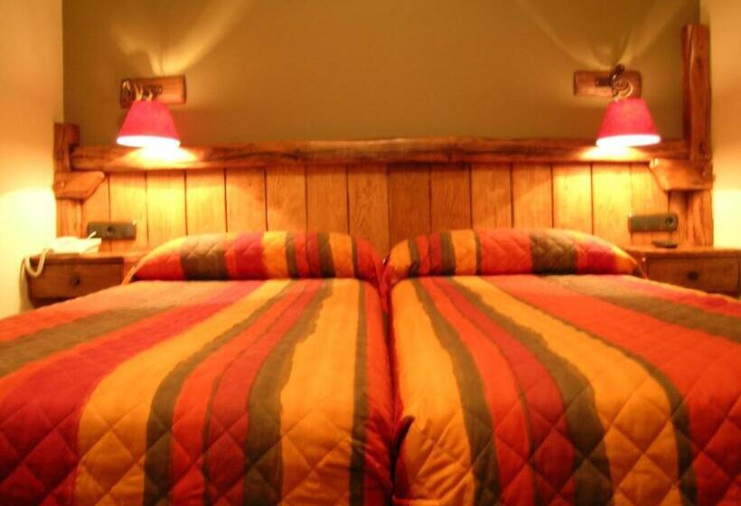 Номер Стандарт, Hostal Xaloa Orio
