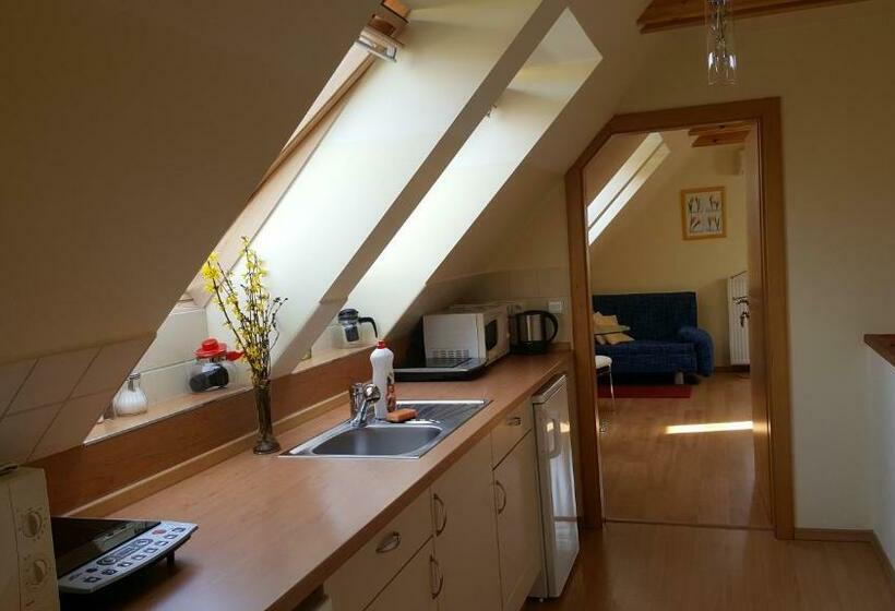 חדר פנטהאוז, Jihoceska Pohoda