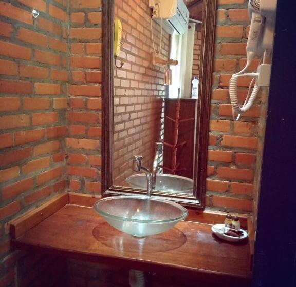 マスタースイートルーム, Pousada Alfa E ômega