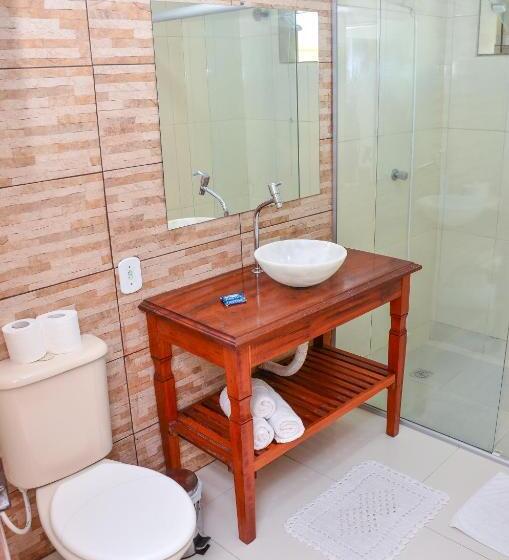 اتاق ساده سه‌ نفره, Pousada Primavera