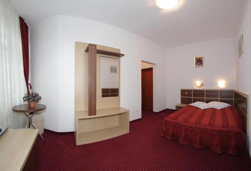 スタンダードルーム, Vila Acvila