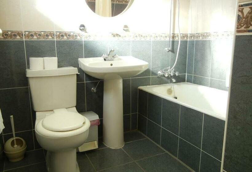 استودیوی استاندارد, Tsialis Hotel Apartments