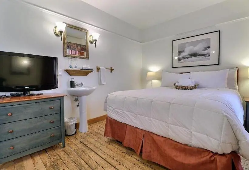 اتاق استاندارد با سرویس بهداشتی مشترک, Auberge De La Vieille Maison