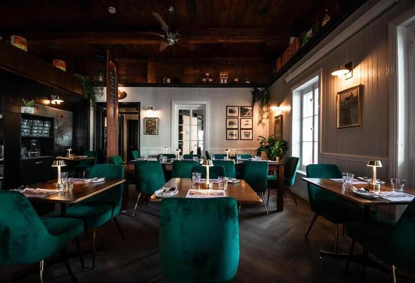 스탠다드 트리픔 룸 공동욕실, Auberge De La Vieille Maison