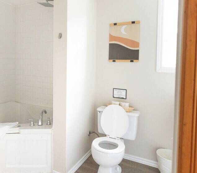 كابينة سوبيريور, Bonnie View Inn