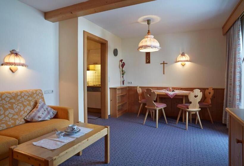 Апартаменты 1 Спальня с Балконом, Apart & Pension Wassermann Inklusive Sommerbergbahnticket