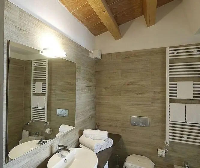ドゥプレックスルーム, Agriturismo Il Pelago