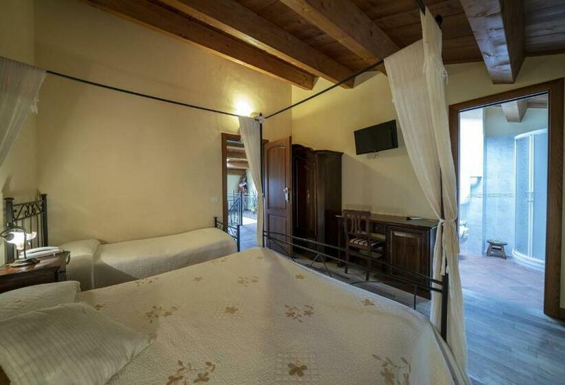 Трехместный Номер Deluxe, Agriturismo La Ginestra