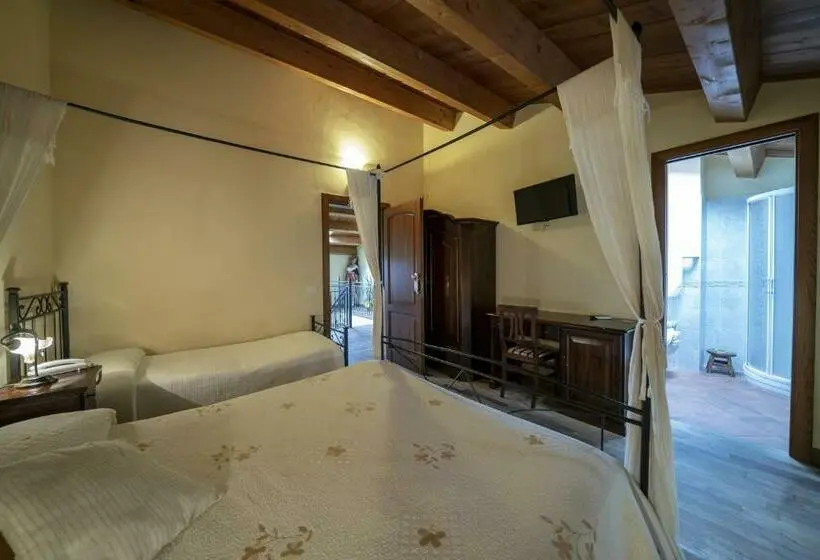 デラックストリプルルーム, Agriturismo La Ginestra