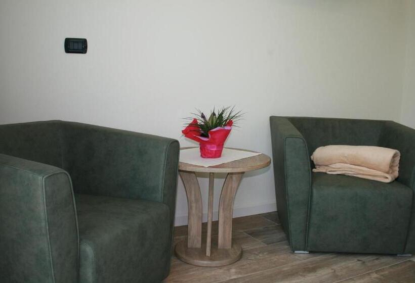 غرفة قياسية ذات إطلالة, Azienda Agrituristica Calronche