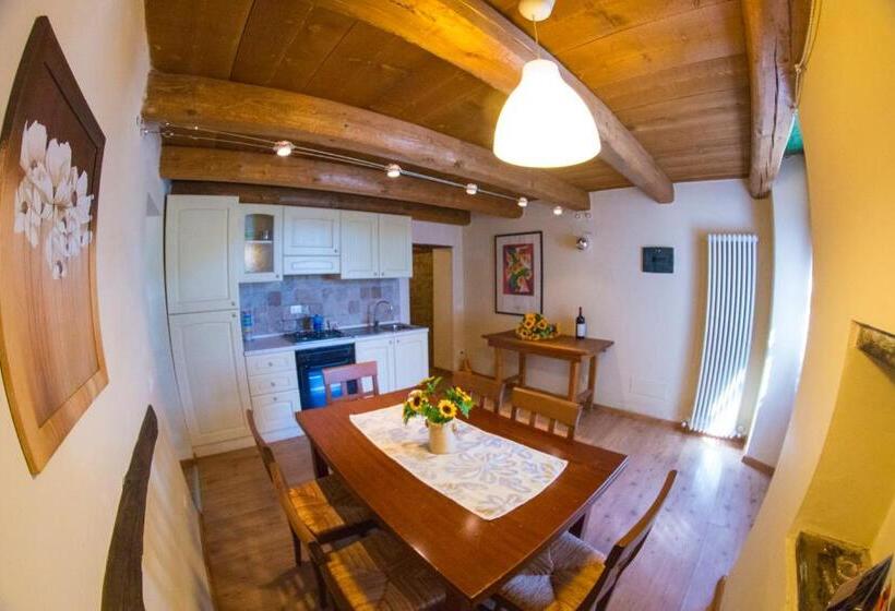 침실 2개 아파트, Il Borgo Dei Celti