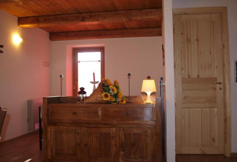 标准工作室, Il Borgo Dei Celti