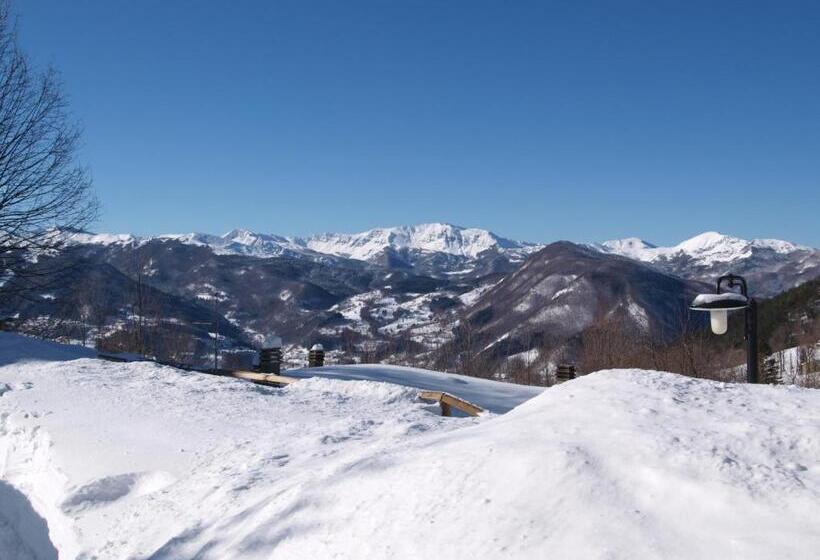 家庭工作室, Il Borgo Dei Celti