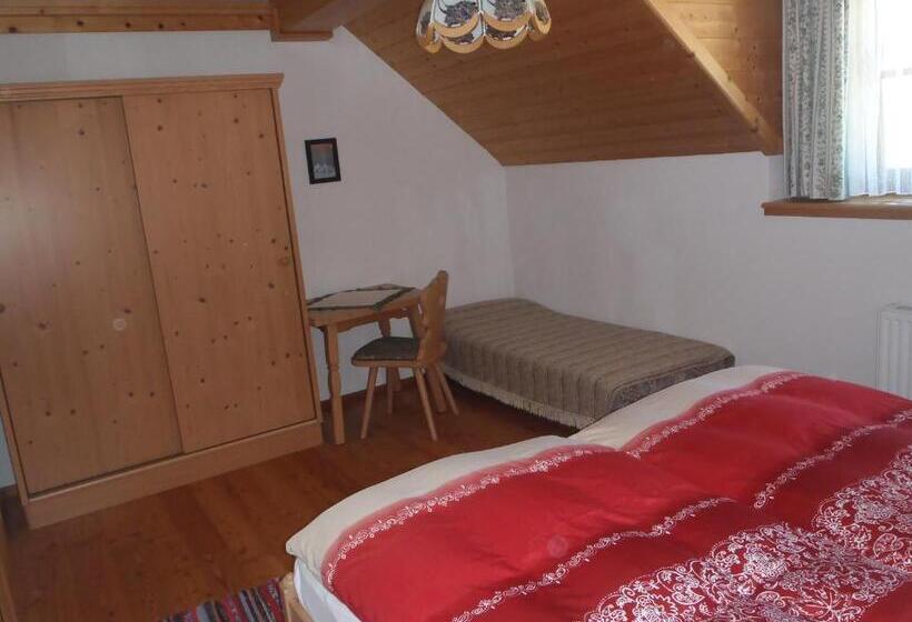 발코니가 있는 2 베드룸 아파트, Russbachbauer