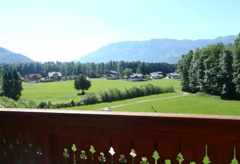 발코니가 있는 2 베드룸 아파트, Russbachbauer