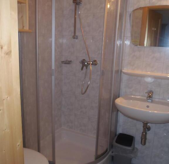 스탠다드 룸 산 전망, Russbachbauer