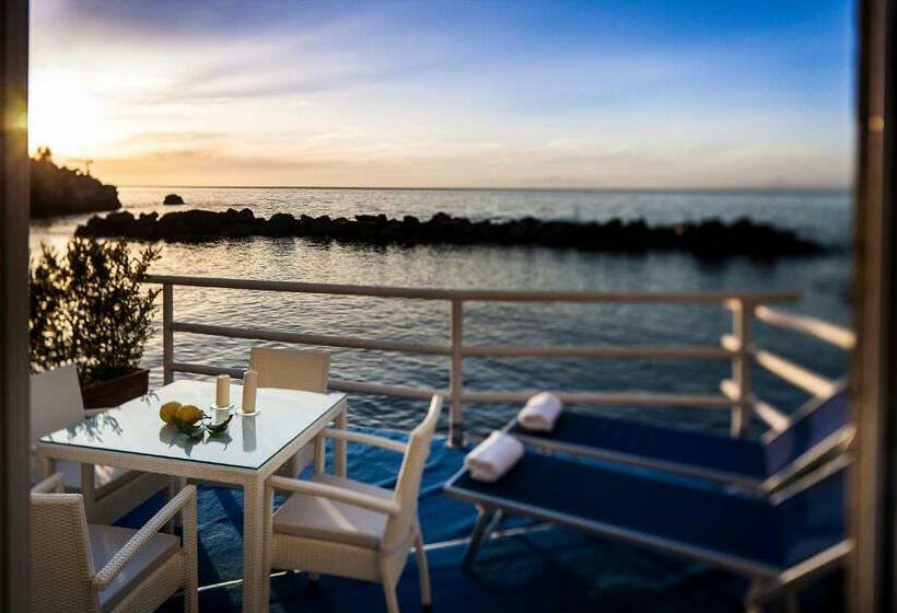 Апартаменты 1 Спальня Вид на Море, Ischia Blu Resort