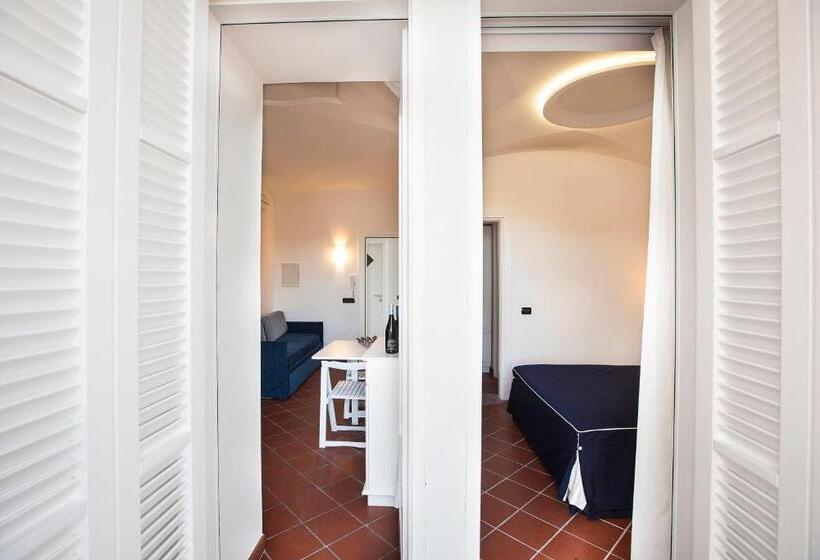 Апартаменты 1 Спальня Боковой Вид на Море, Ischia Blu Resort