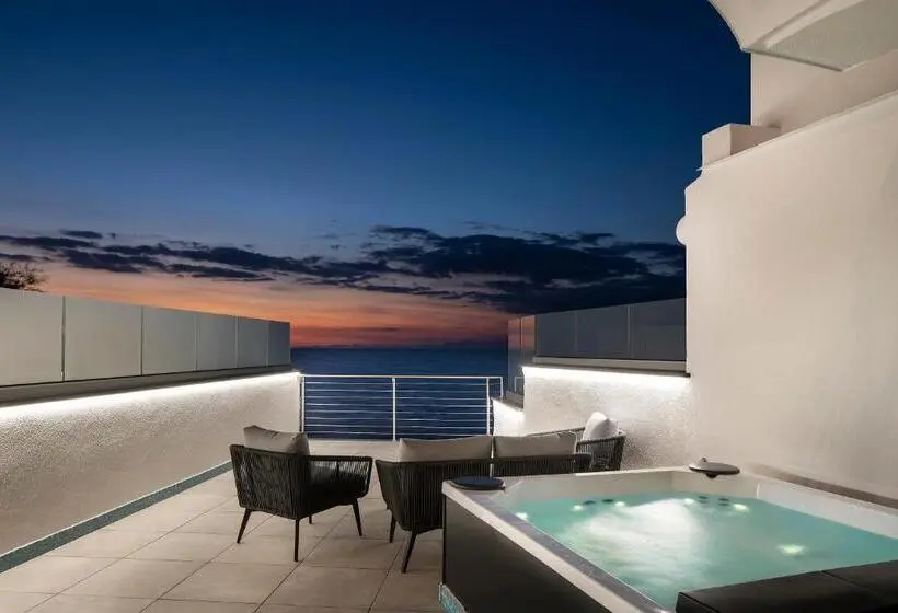 ハイドロマッサージバス付きスイート, Ischia Blu Resort