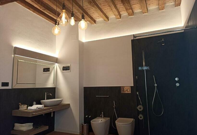 سوییت, La Corte Dei Sogni B&b