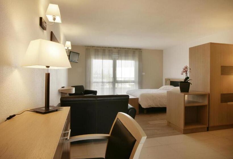 דירת חדר, Les Logis D'espale